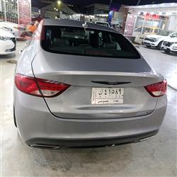 Chrysler 200